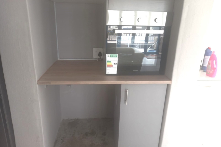 2 Bedroom Property for Sale in Blue Lagoon Western Cape